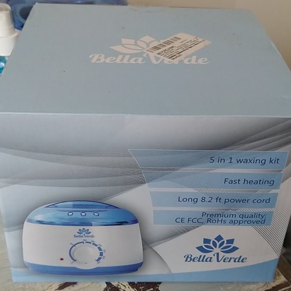 Hot wax body waxing kit and heater - Picture 3 of 4